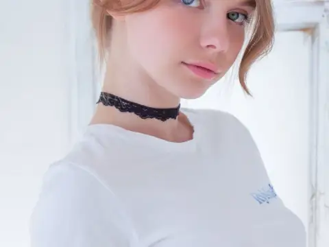 Tinere (18+)